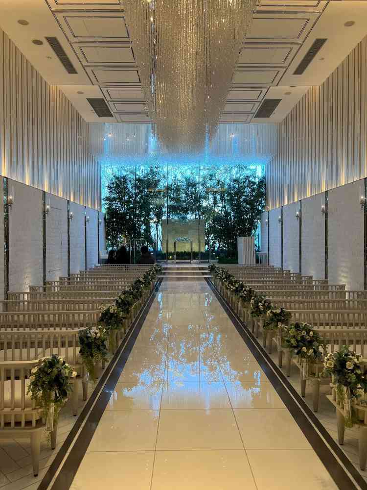 クリスタルチャペル