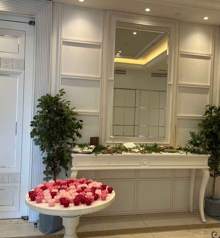 キャンドルリレーの演出ができるので、会場に入る前からワクワクします。