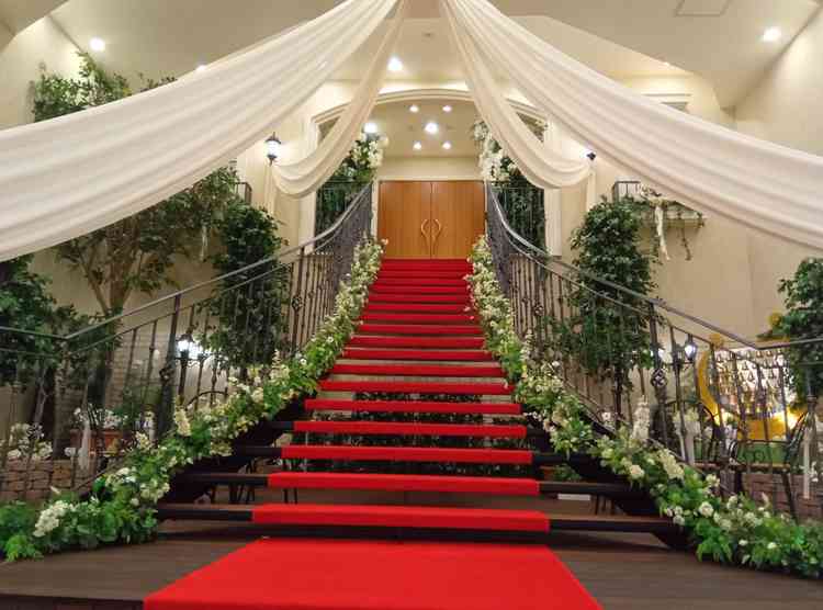 フラワーシャワー階段