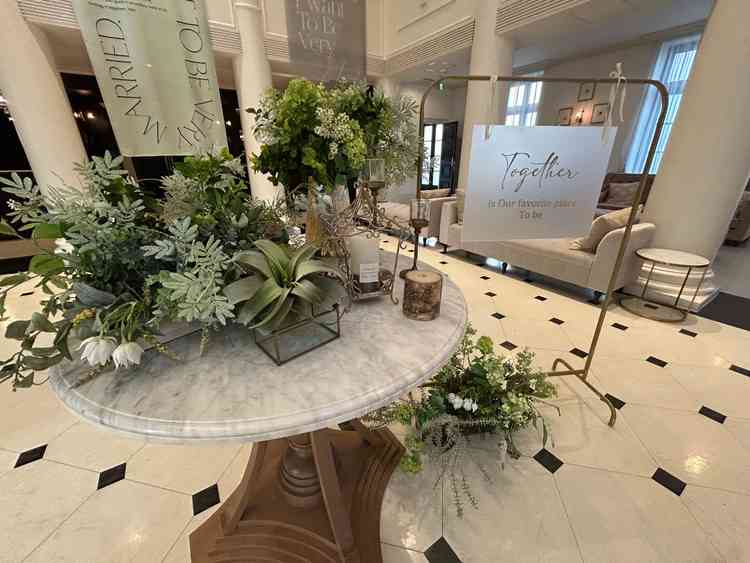 ウェルカムボードなども置けるとのことで自分たちの思いのままの空間がができそうだと思いました。