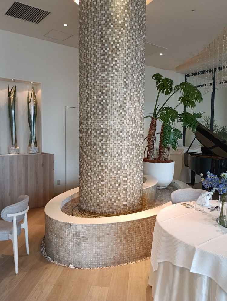 披露宴会場　噴水