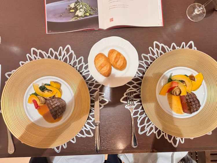 試食の写真。焼き方も綺麗で見栄え◯