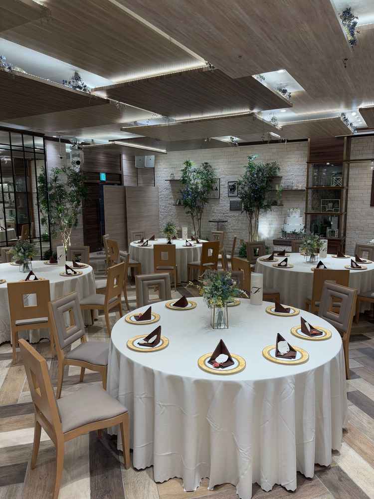 1番カジュアルな造りの会場でした。ゲストとの距離も近いので、アットホームな披露宴ができると思いました