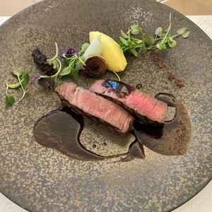 高品質のコース料理。