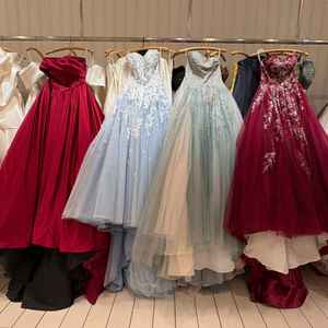 定額プランで何回でも着れるドレスですが、どれもクオリティが高いものでした