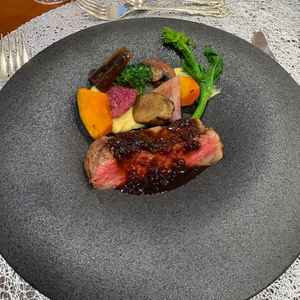 お料理がとても美味しかったです。食事の時間も落ち着いてゆっくりと楽しめました。