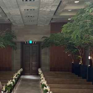 チャペル祭壇に階段があり目線が高くなるのがいいなと思いました。