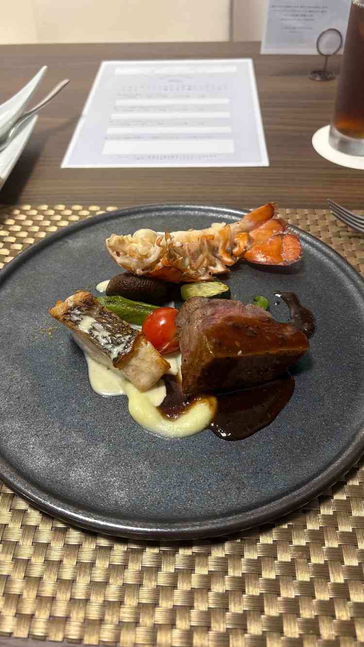 ソースが和風の味付けで、とても食べやすいお味でした。