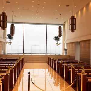 この日はあいにくの曇りでしたが、窓が大きいため曇りでもこの明るさでした。