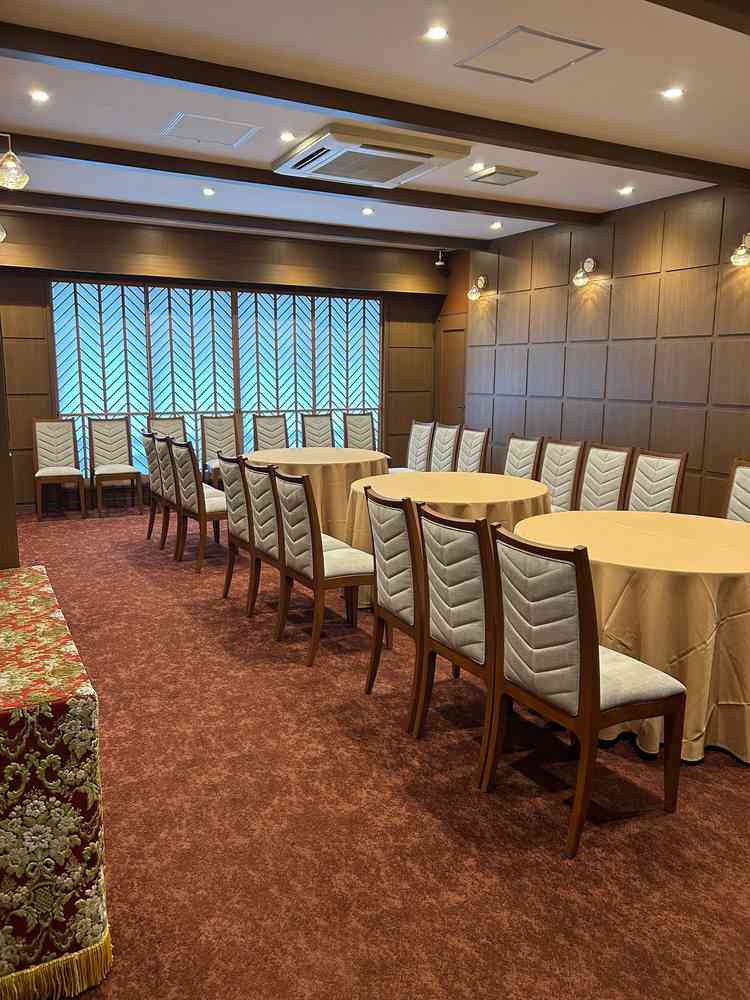 ゲストの待合室はシンプルな作り。