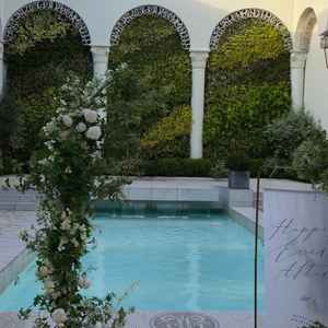 非日常的な雰囲気で当日の写真スポットにもなりそうだった