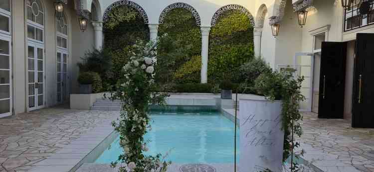 非日常的な雰囲気で当日の写真スポットにもなりそうだった