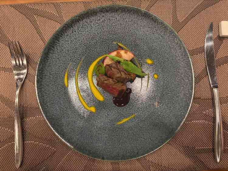 料理がすごくおいしかったです。彩りも綺麗でした。