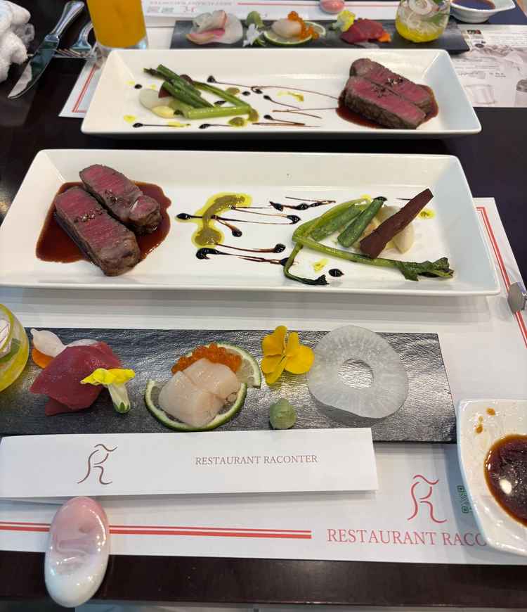 試食。牛フィレ肉が美味しかった。