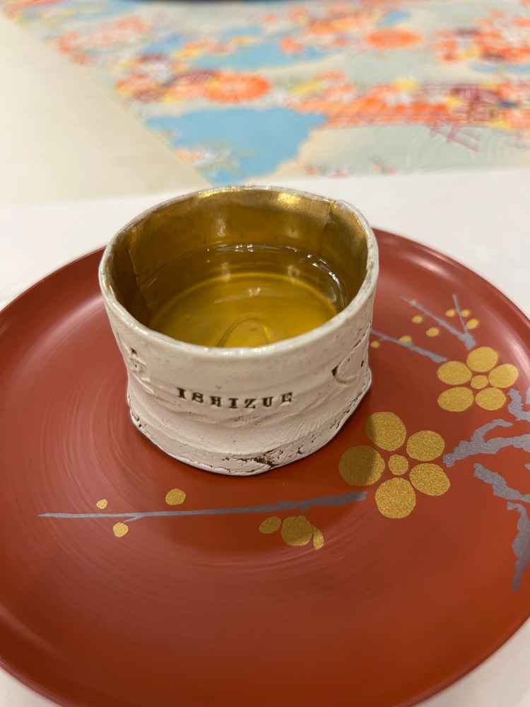 試食の最初に出てくるおだしです。