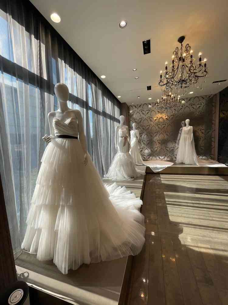 種類が豊富で上質なドレスが揃っており、理想の一着に出会えそうなドレスショップだと感じました。