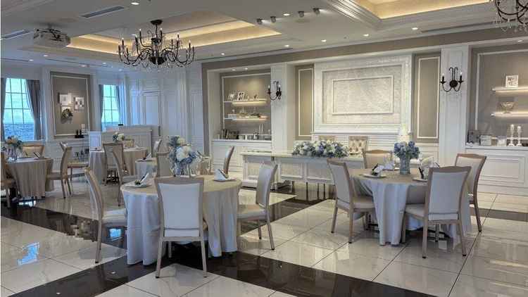 披露宴会場も上品で落ち着いた雰囲気でした。