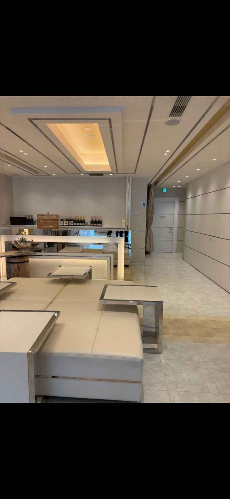 ゲストの方の待合室で、おしゃれなデザインでした。