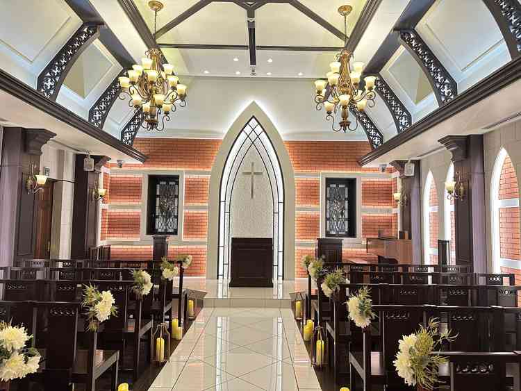 お花は造花ですが、良い香りの演出がありました。