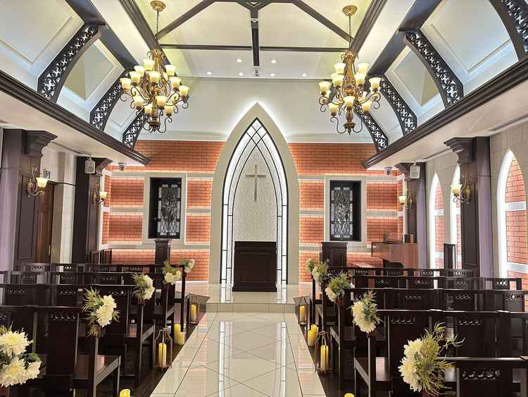 お花は造花ですが、良い香りの演出がありました。