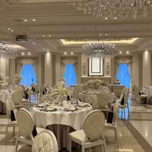 フロントが見えやすい席配置