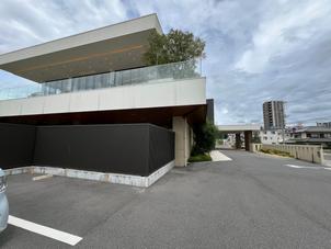 ここのテラスがなんといっても他にはないところだなと思いました。川が一望できて最高です。