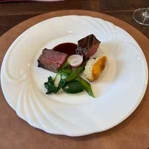 試食会の肉料理。