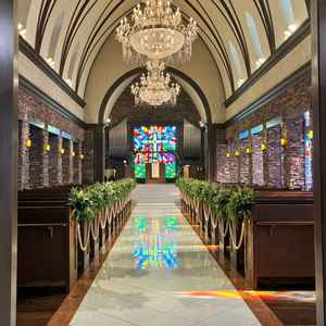 こちらチャペルとなっております。古来の伝統的な雰囲気を感じ素晴らしいと思います。