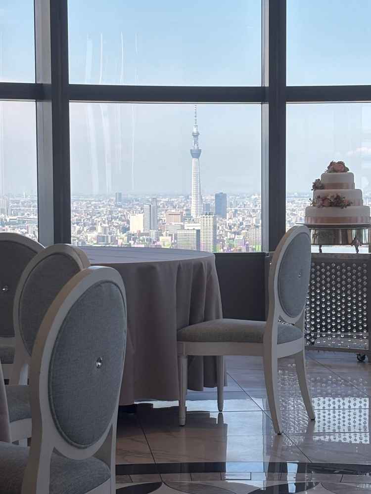 ゲストの席からどこからでもスカイツリーがのぞめました。