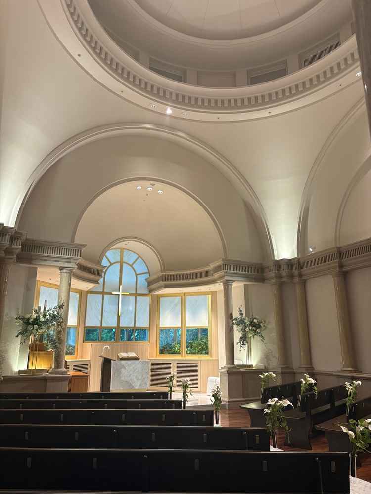 チャペル。とても天井が高く開放感がありました。