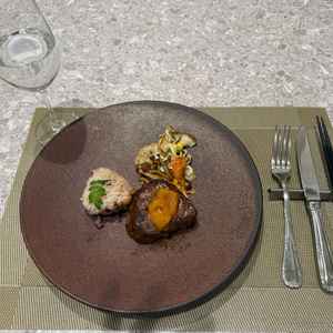 ミシュランガイドに載ってるシェフが作られたそうです。料理にこだわりたかったのでとても満足なプレート！