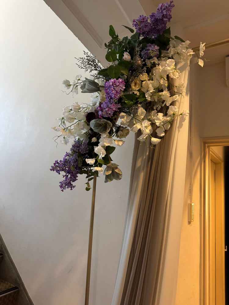 会場入り口に飾られていたお花の飾り付けも素敵でした