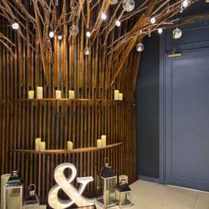 披露宴会場の入り口がおしゃれ