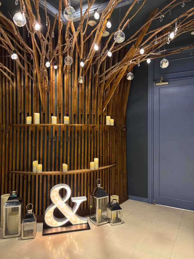 披露宴会場の入り口がおしゃれ