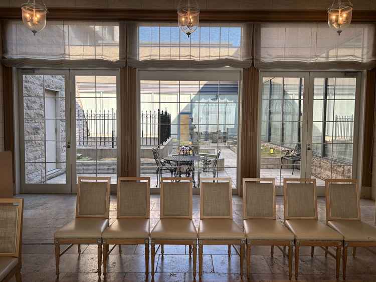 ガーデンから入場できる