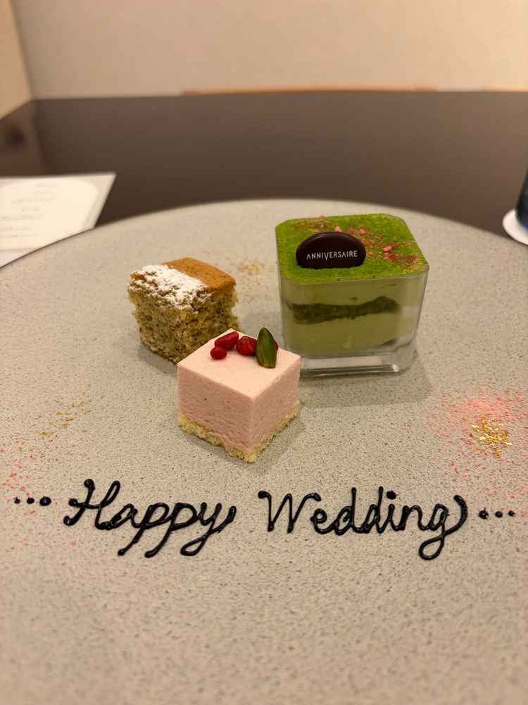 試食のデザートビュッフェ