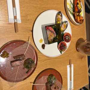 試食がとても豪華でどれも美味しかったです。暖かくてお箸で食べれました。