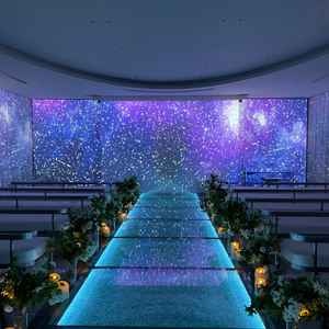 プロジェクションマッピングのチャペルです。いくつか種類がありとても幻想的でした。