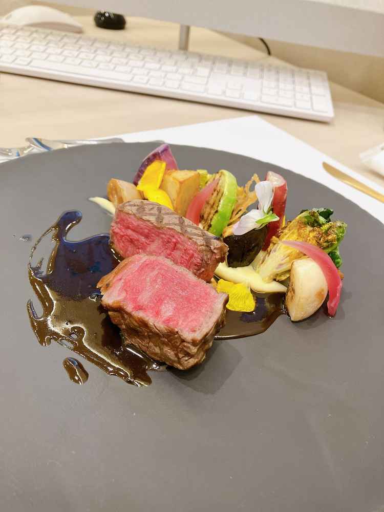 フルコースの試食。とても美味しかったです。