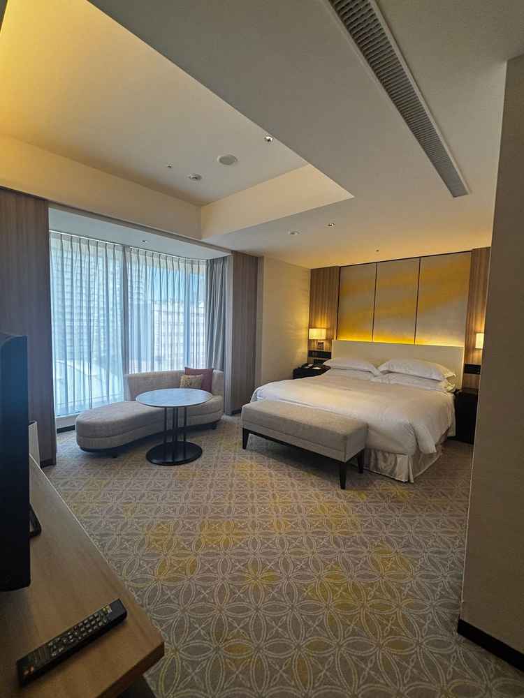 宿泊できるお部屋は、広々していて、式前後でリラックスできること間違いなしでした。