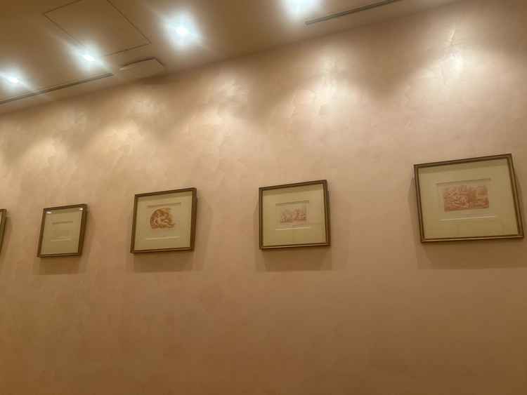 式場の壁。自由にデコレーション可能。この写真も取り外せる