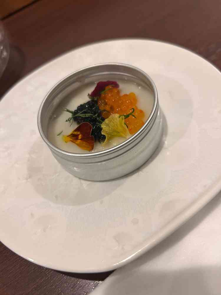 キャビアがすごく美味しく、試食でご馳走になれたたことが感動しました。