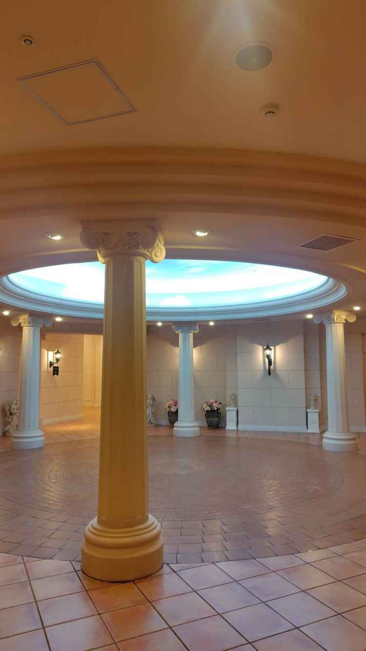 教会を出たところ