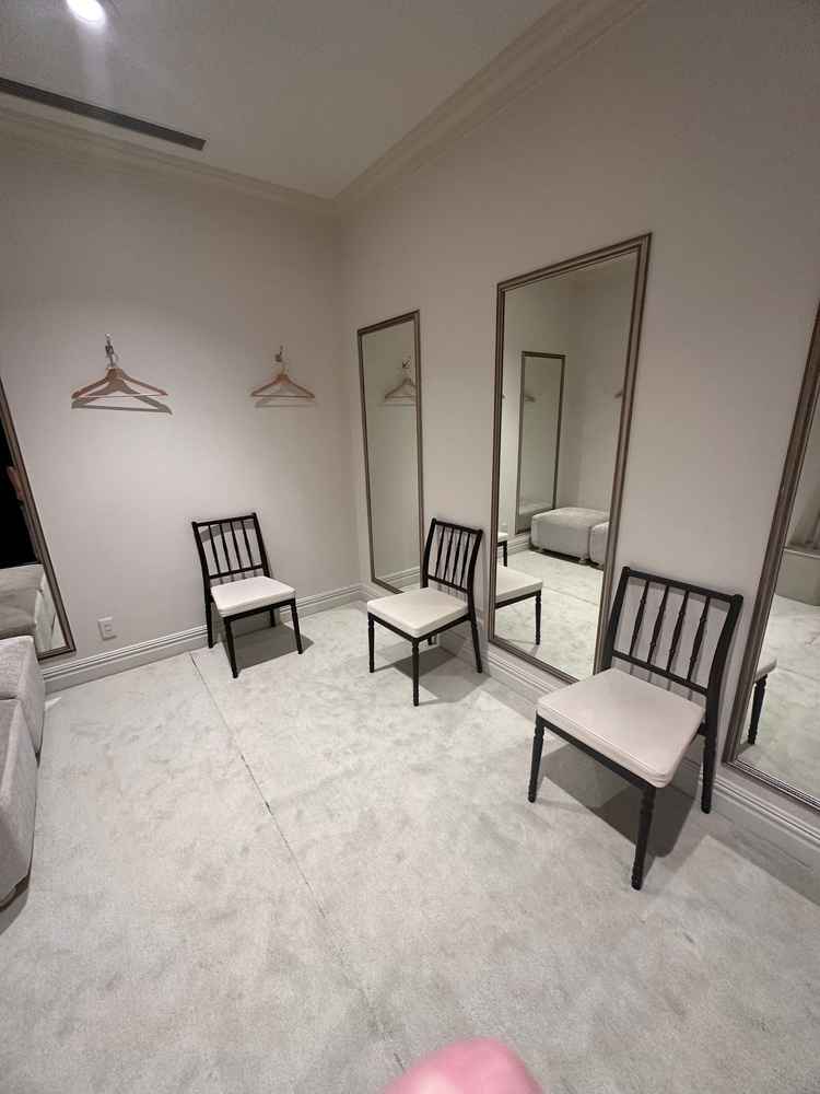 着替えるところ