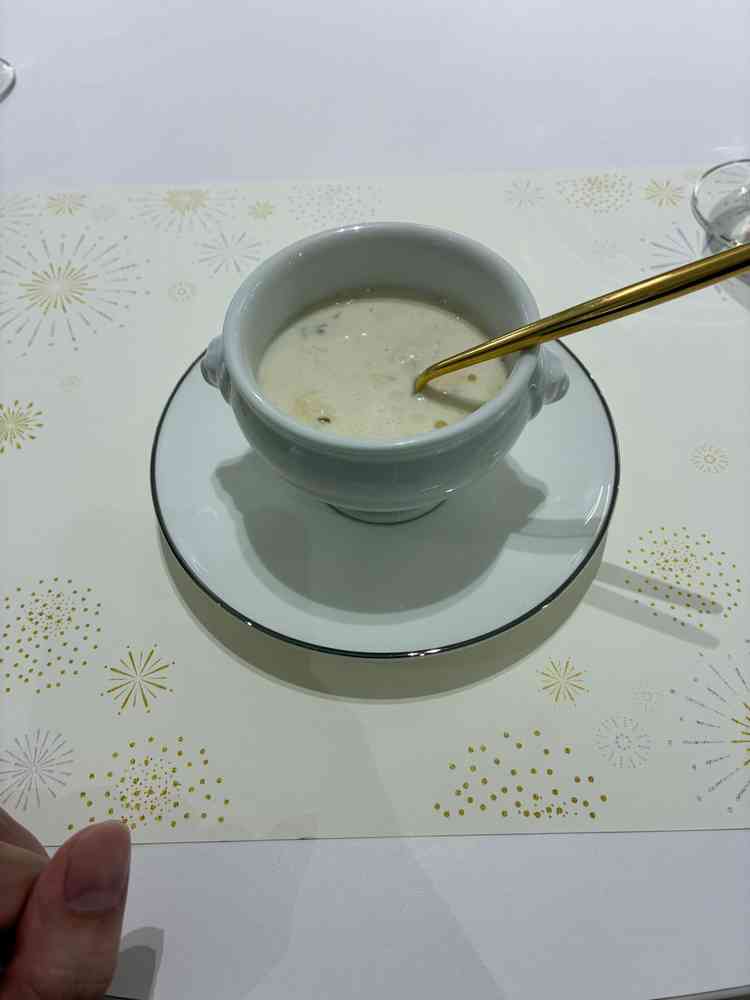 きのこのスープを試食しました。これがとても美味しかったです