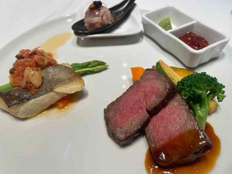 試食