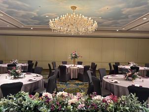 楓の会場の、新郎新婦の席から見た光景。会場が横長なので、どの席も近く感じられて良かった。