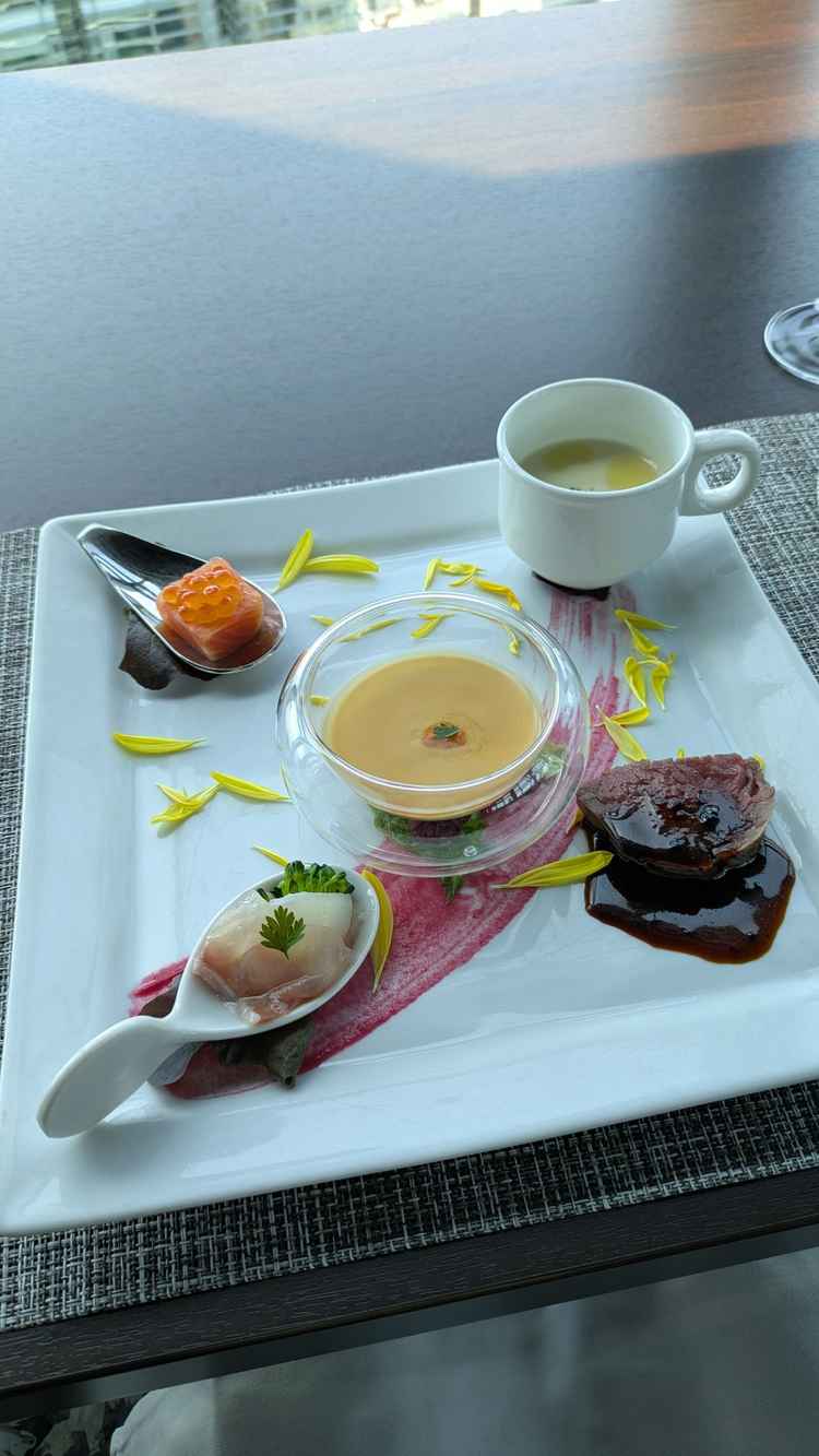 レストランウェディングならではの質の高い料理