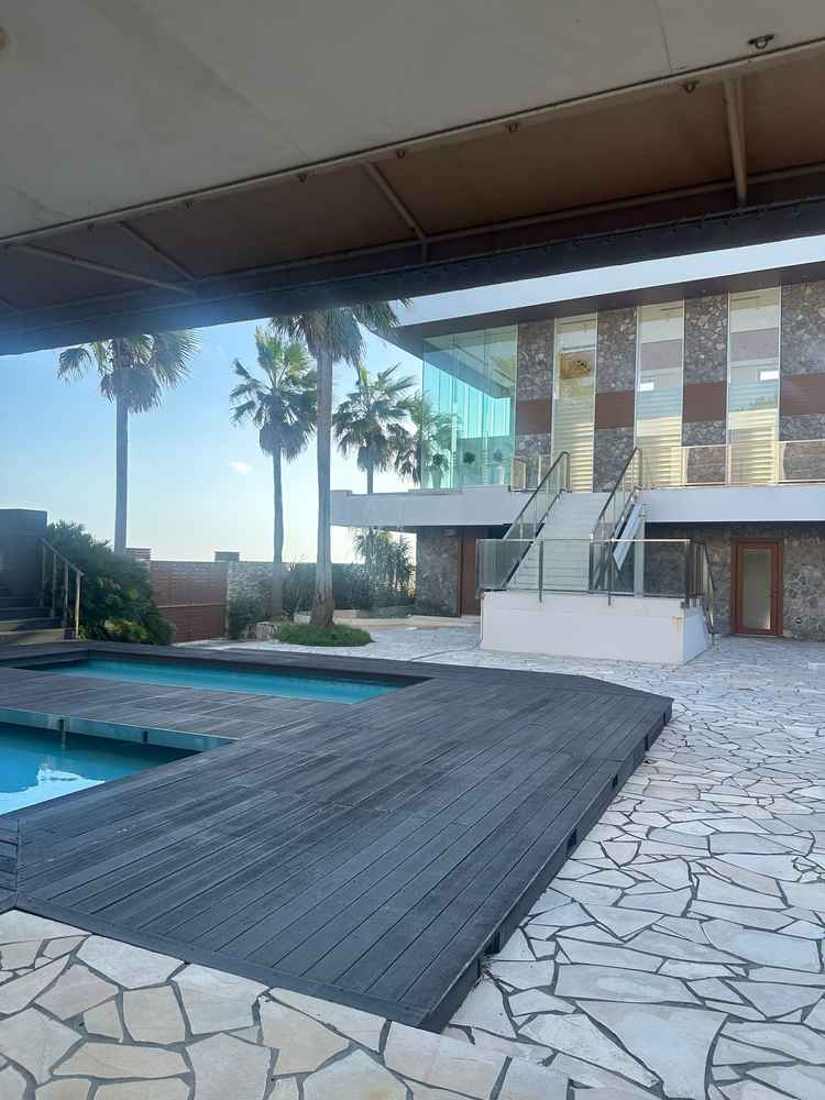 ガーデンがすごく綺麗だった。ここでフラワーシャワーとかやったら、すごく楽しそうだと思った