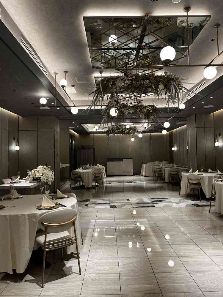 専属のフラワーコーディネートと一緒に考えることができ、こだわりの空間を作れるのは魅力的でした。